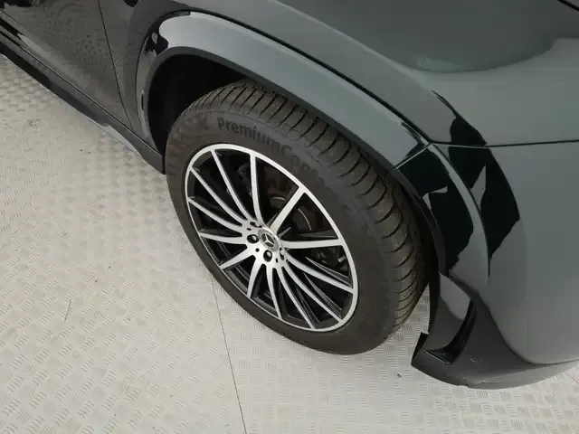 Mercedes-Benz GLS 400