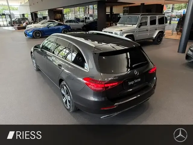 Mercedes-Benz C 300