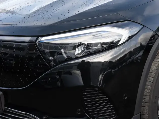 Mercedes-Benz EQA 300