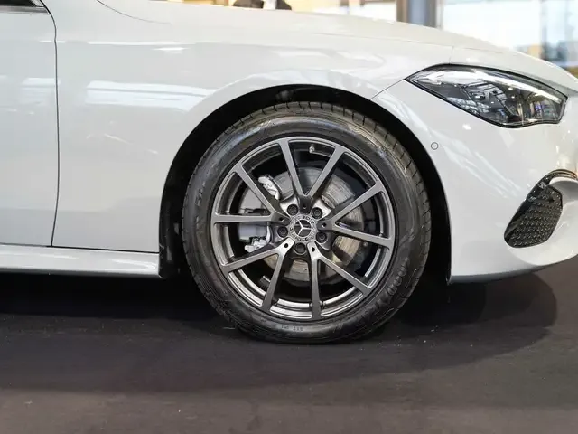 Mercedes-Benz CLE 220