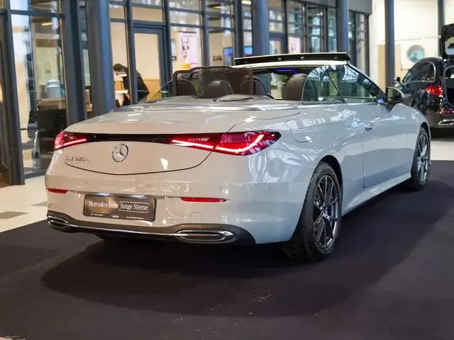 Mercedes-Benz CLE 220