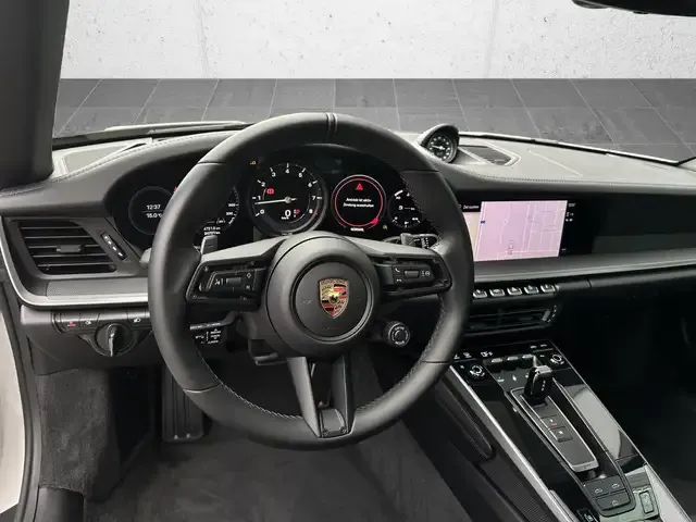 Porsche 992
