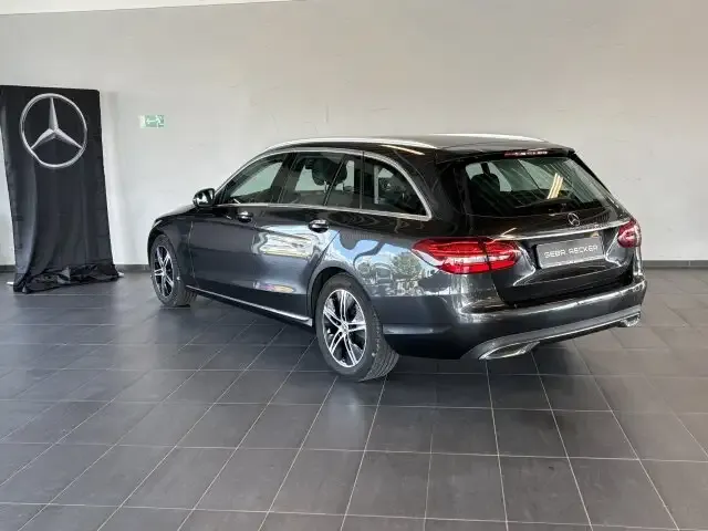 Mercedes-Benz C 180