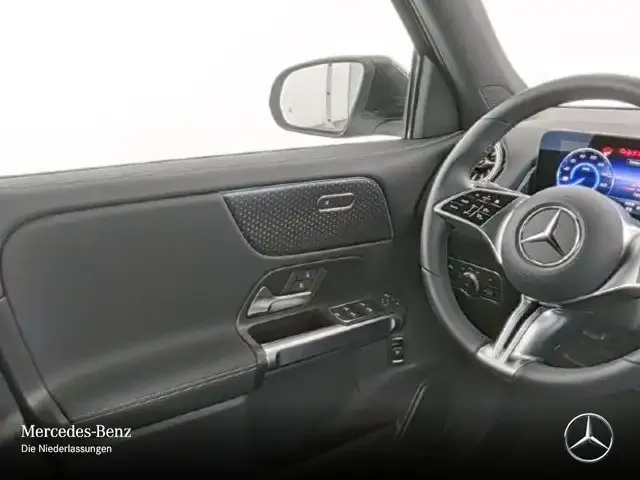 Mercedes-Benz EQB 250