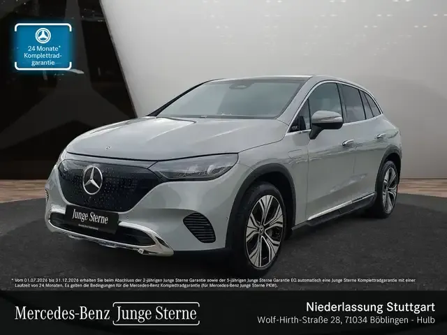 Mercedes-Benz EQE SUV