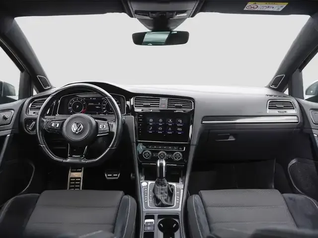 Volkswagen Golf R