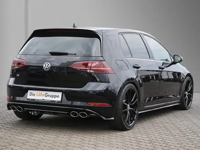 Volkswagen Golf R