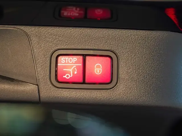 Mercedes-Benz EQB 350