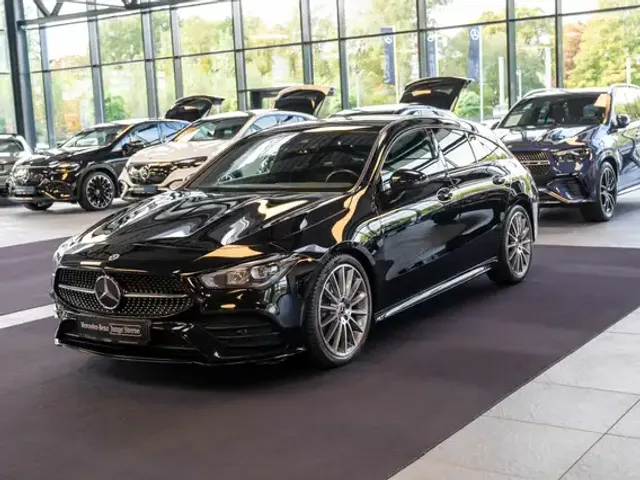 Mercedes-Benz CLA 200