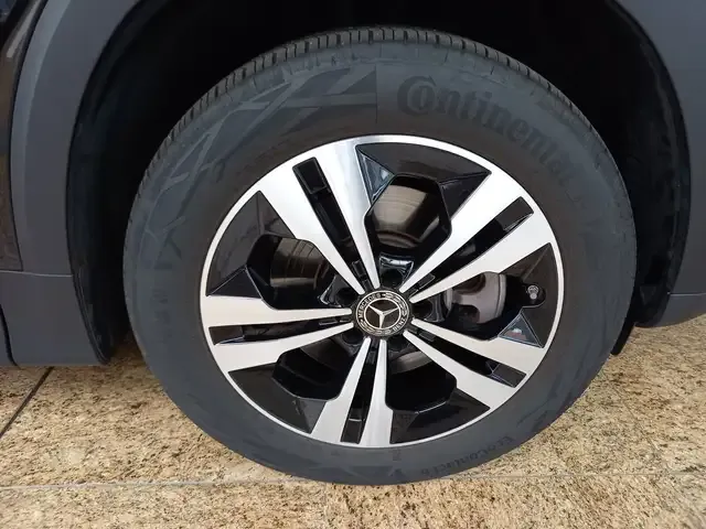 Mercedes-Benz GLB 250