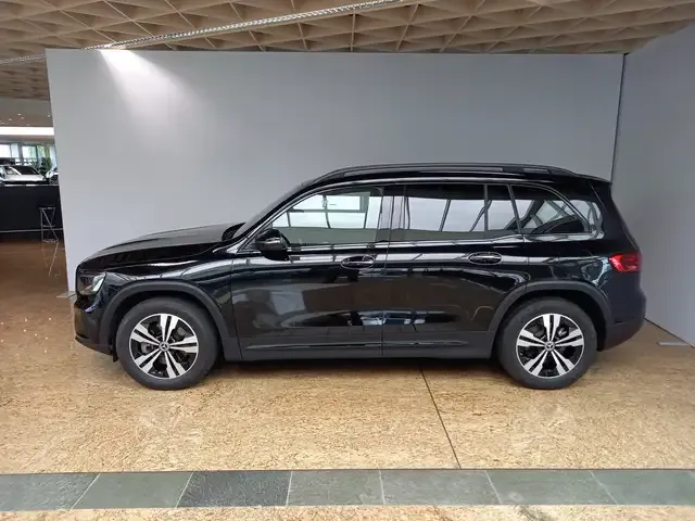 Mercedes-Benz GLB 250