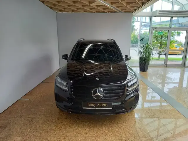 Mercedes-Benz GLB 250