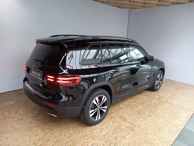 Mercedes-Benz GLB 250