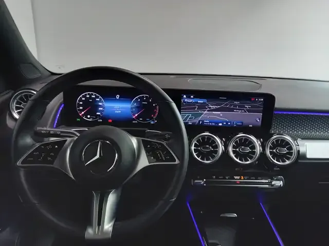 Mercedes-Benz GLB 250