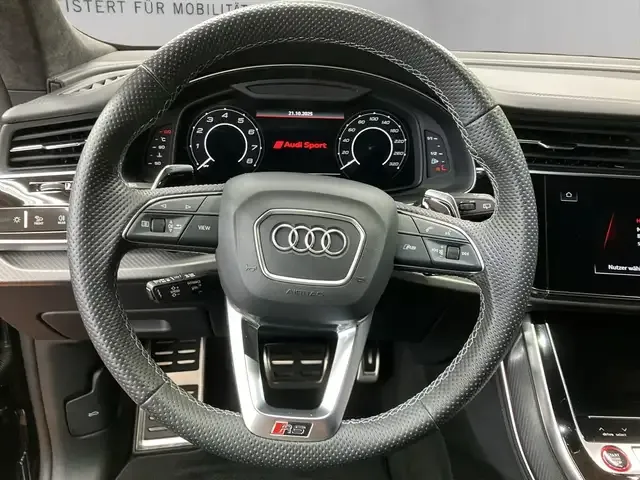 Audi RS Q8