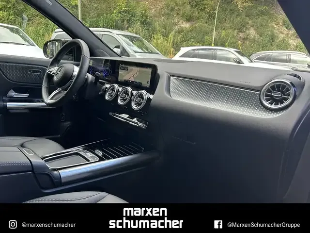 Mercedes-Benz EQA 350