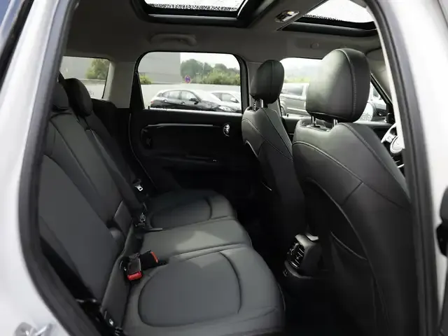 MINI Cooper SE Countryman