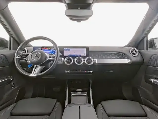 Mercedes-Benz EQB 300