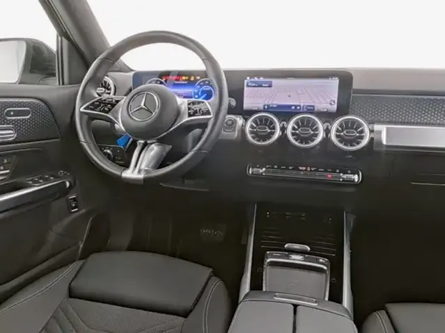 Mercedes-Benz EQB 300
