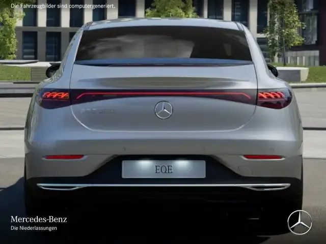 Mercedes-Benz EQE 300