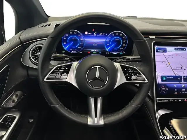 Mercedes-Benz EQE 300