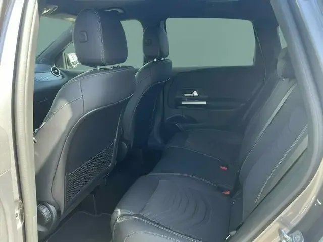 Mercedes-Benz B 250