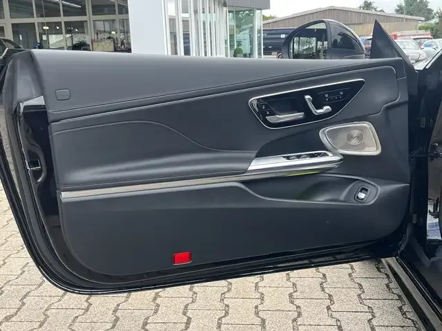 Mercedes-Benz CLE 300