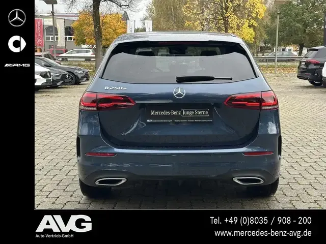 Mercedes-Benz B 250