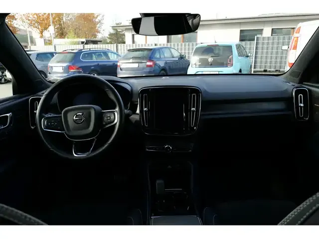 Volvo C40