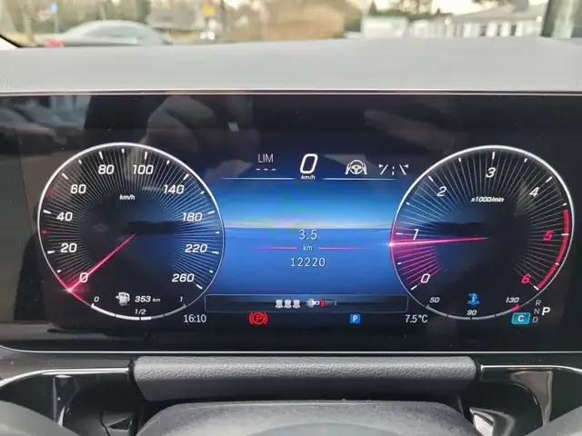 Mercedes-Benz B 200