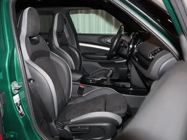 MINI John Cooper Works Clubman