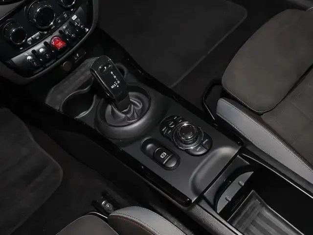 MINI John Cooper Works Clubman