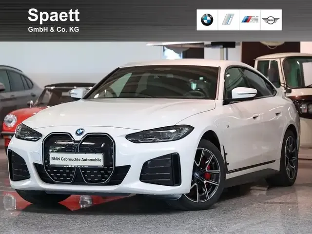 BMW i4
