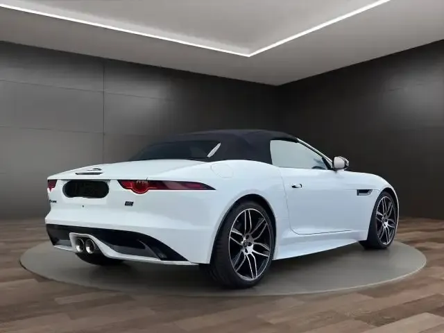 Jaguar F-Type
