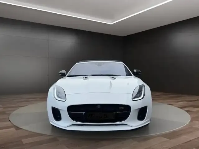 Jaguar F-Type