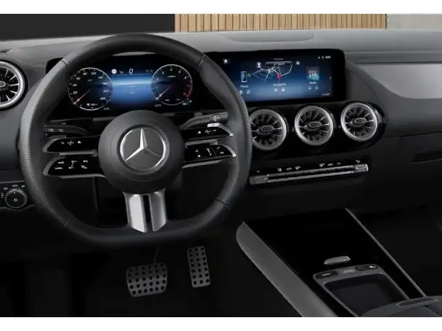 Mercedes-Benz GLA 180
