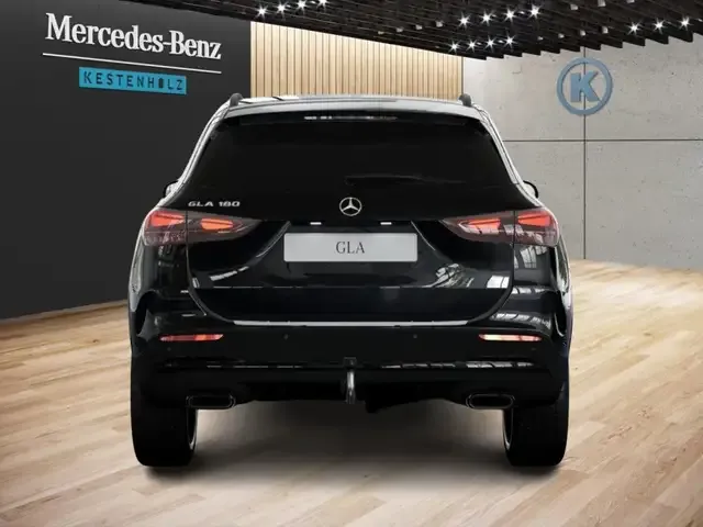 Mercedes-Benz GLA 180
