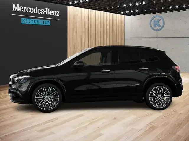Mercedes-Benz GLA 180