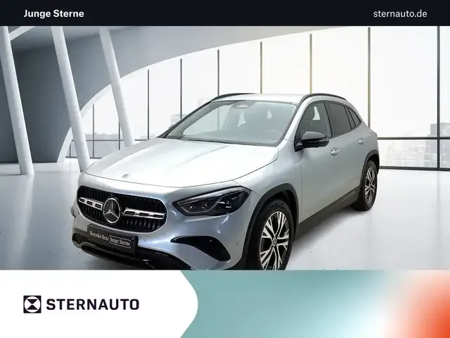 Mercedes-Benz GLA 180