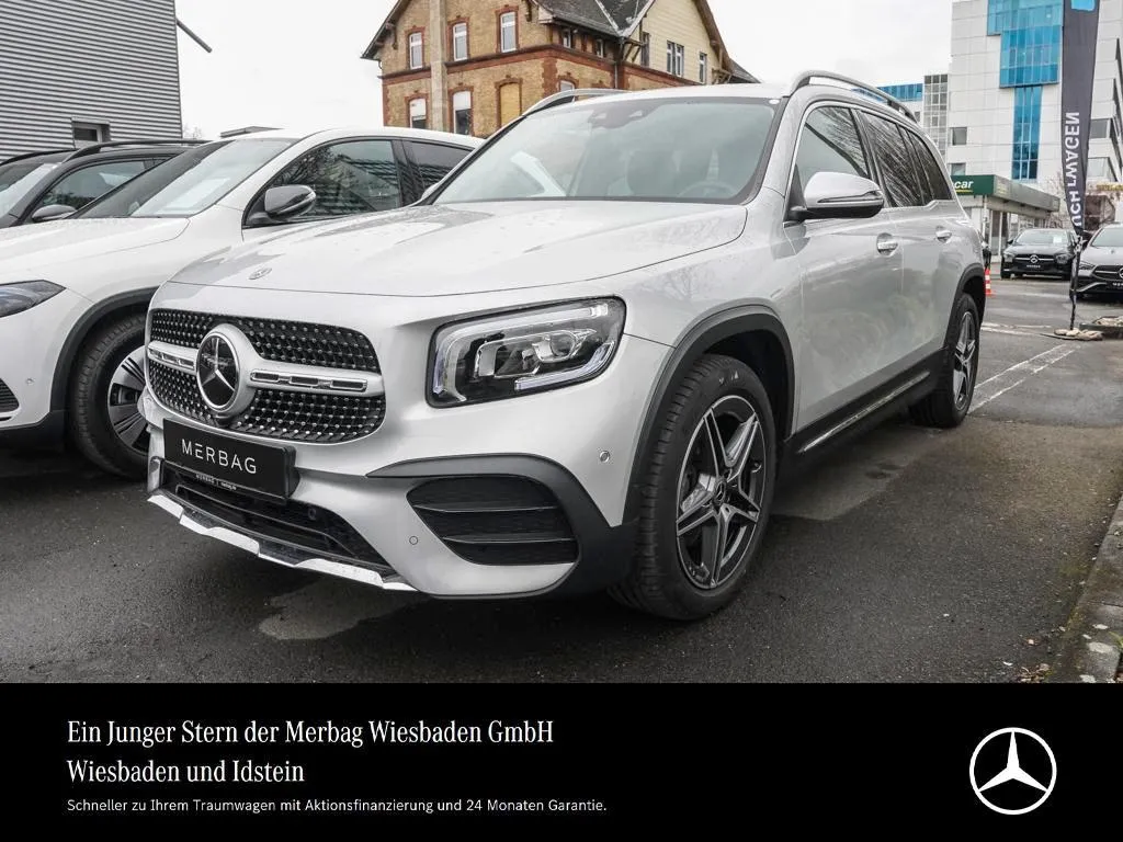 Mercedes-Benz GLB 200