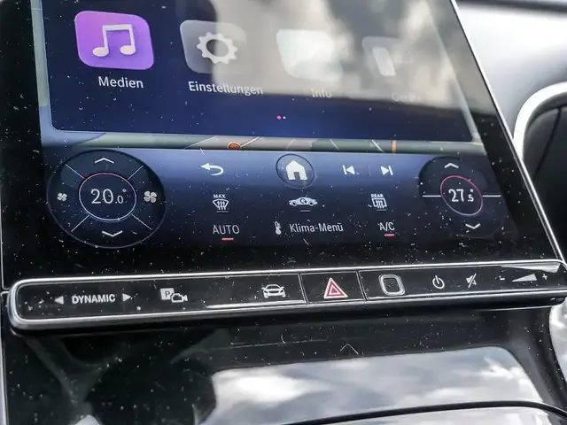 Mercedes-Benz C 220