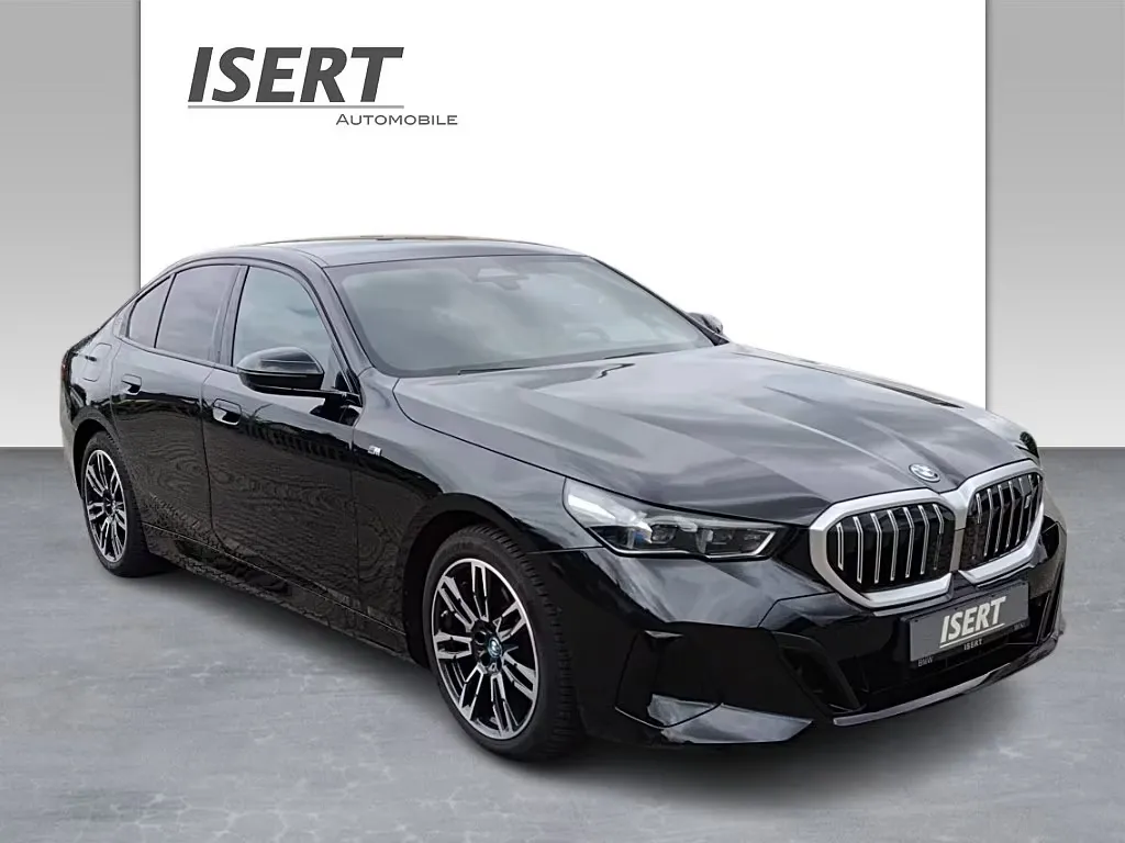 BMW i5
