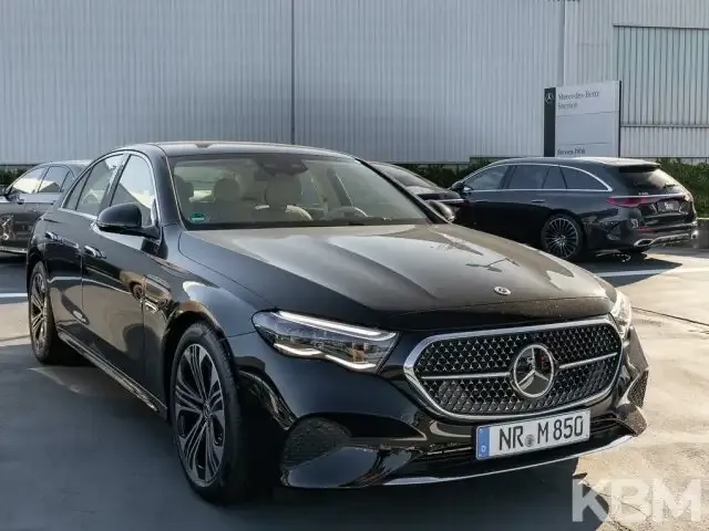 Mercedes-Benz E 200