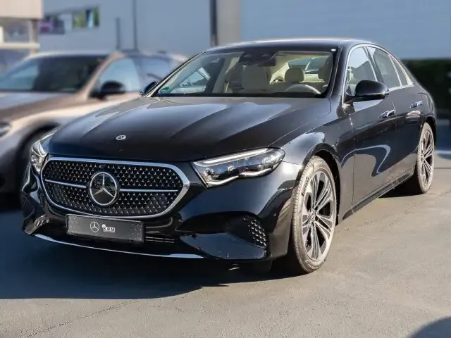 Mercedes-Benz E 200