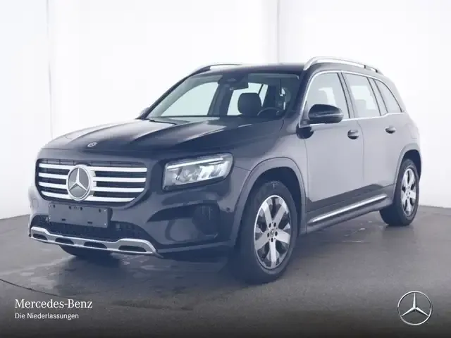 Mercedes-Benz GLB 180