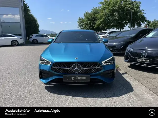 Mercedes-Benz CLA 250