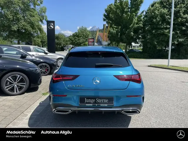 Mercedes-Benz CLA 250