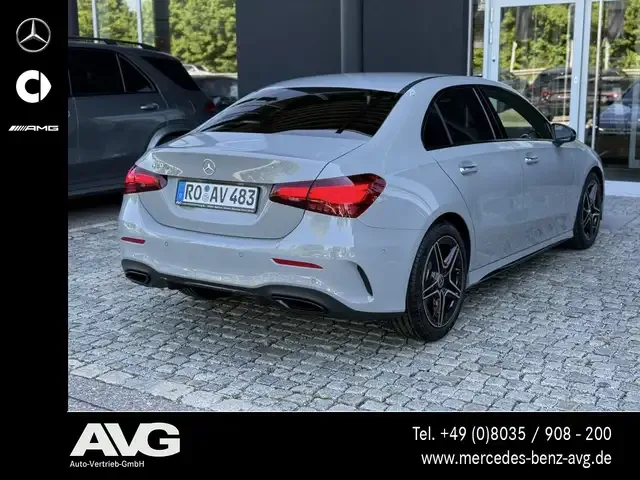 Mercedes-Benz A 200