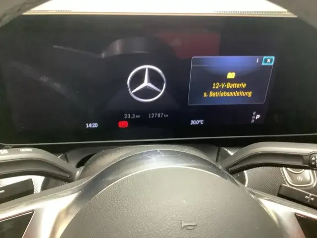 Mercedes-Benz V 220
