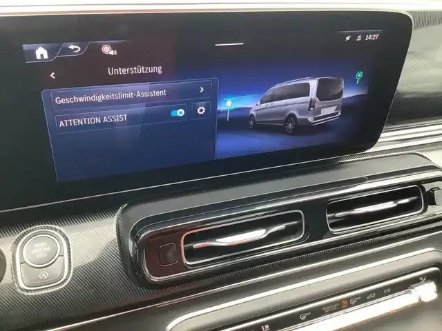Mercedes-Benz V 220